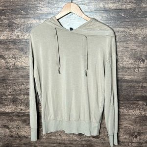 Universal Standard Amy Pullover Hoodie - SOFT!